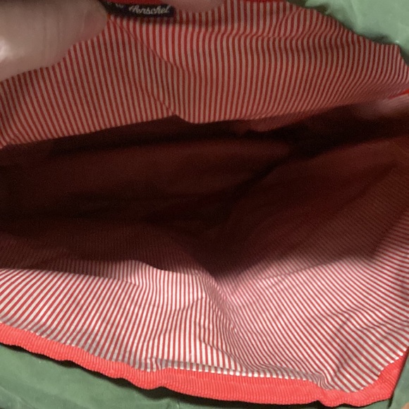 Herschel Large Army Pattern Backpack - Picture 4 of 5